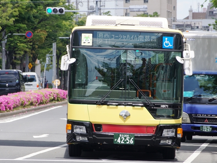 車両はすでにATかMTかの選択はできない状態になっている