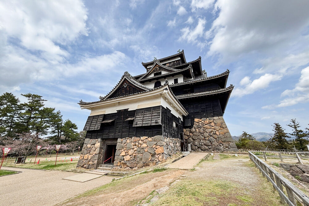 400年以上の歴史を刻む松江城天守