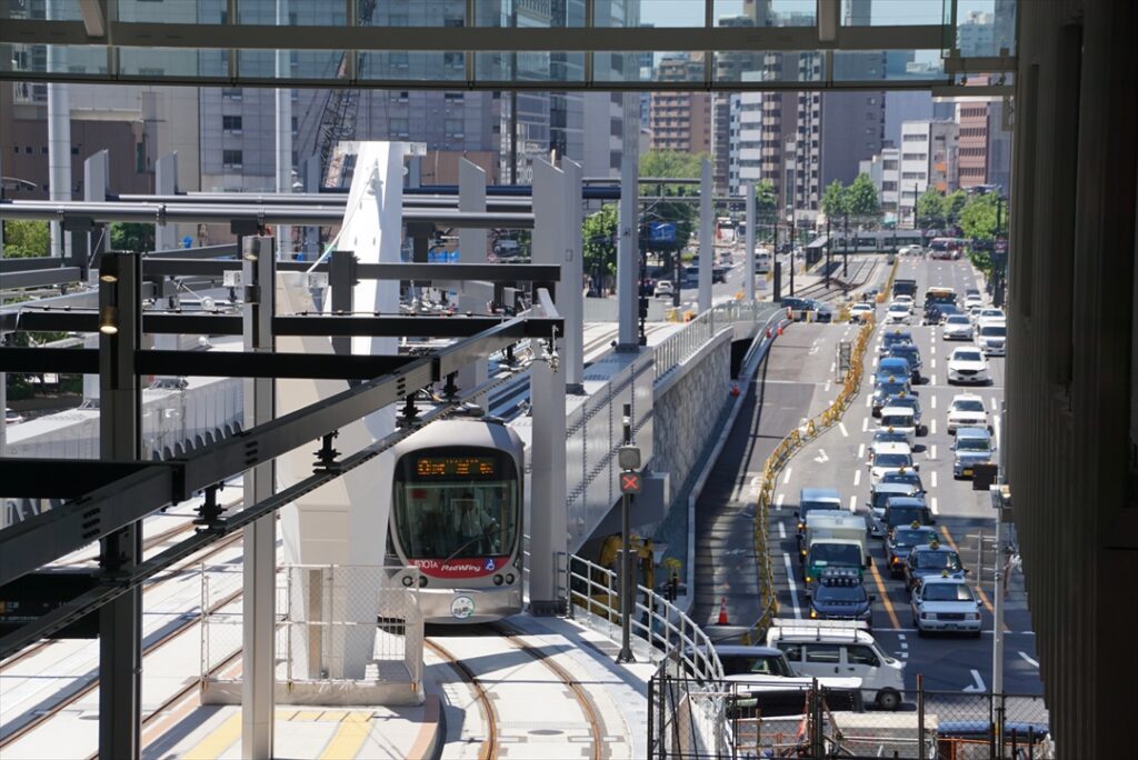複線から4線に分岐するので運用は複雑になるが多くの旅客をさばけそう