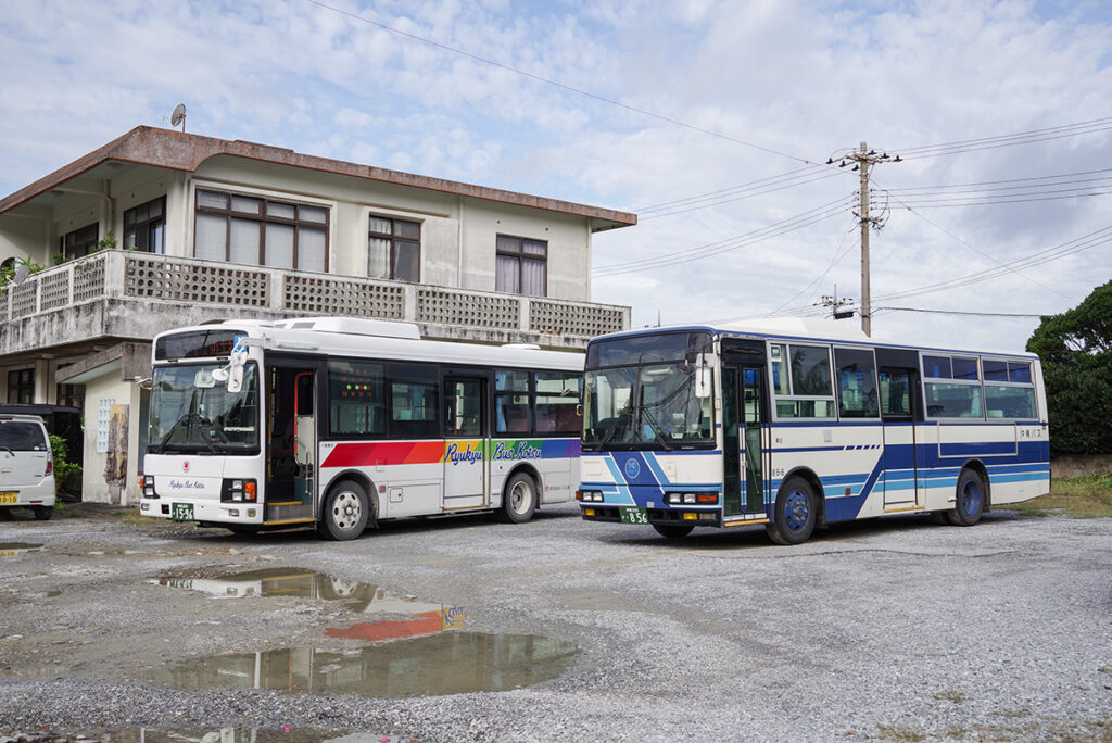 ミニマルさが楽しい辺土名バスターミナル