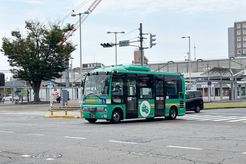 訪問当日の59A系統は日野ポンチョでの運行