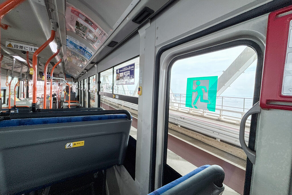 横浜市営バス109系統がベイブリッジを大胆に渡る!