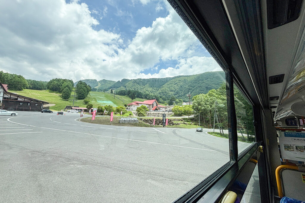 広々とした日光白根山ロープウェイ