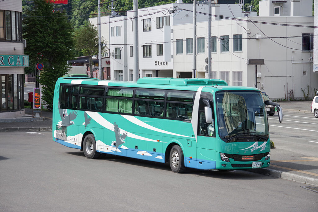 女満別空港〜網走〜ウトロ間の期間限定「知床エアポートライナー」