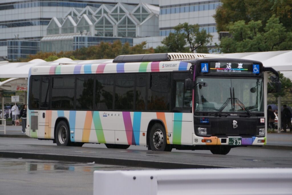 東京BRTは連節車もあるぞ！