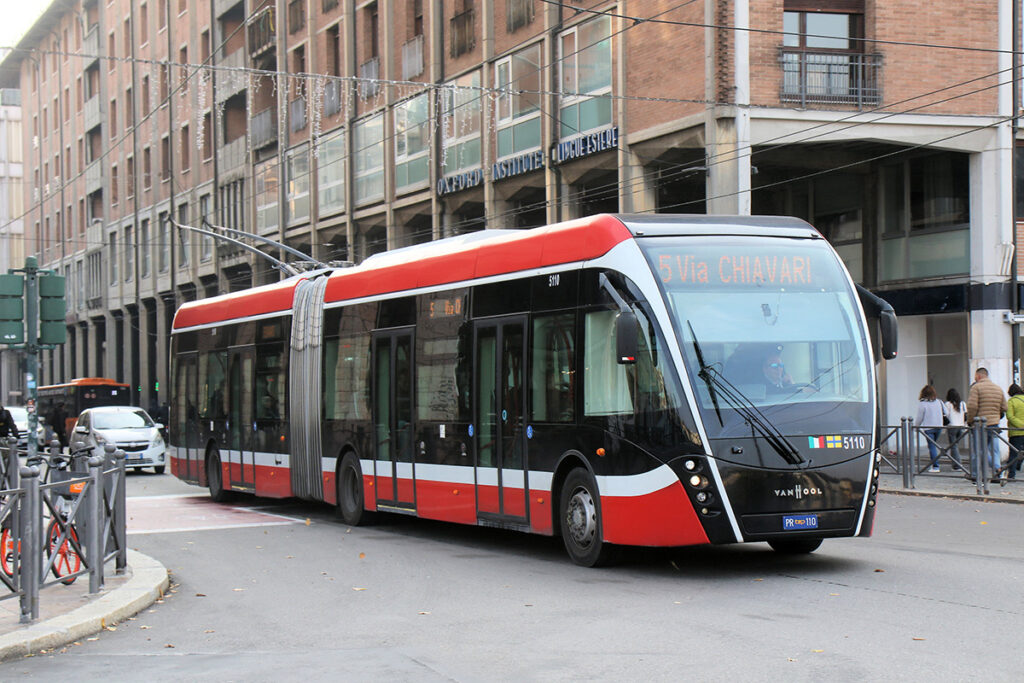 奇抜なデザインのヴァンホール・エクスクィシティ